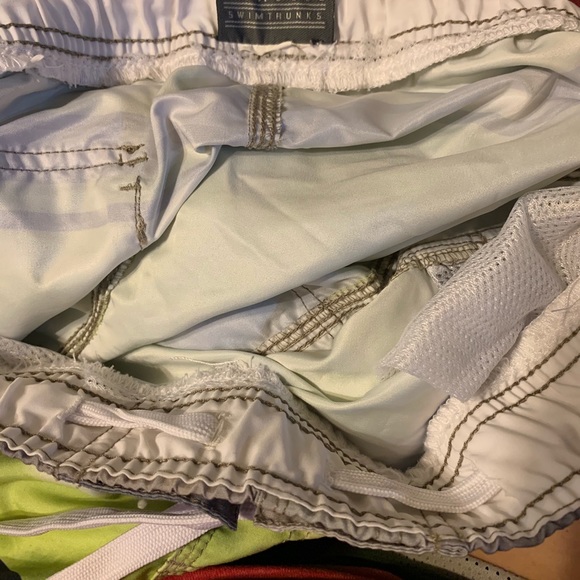 Surfmentality men’s classic swim trunks - Picture 4 of 4